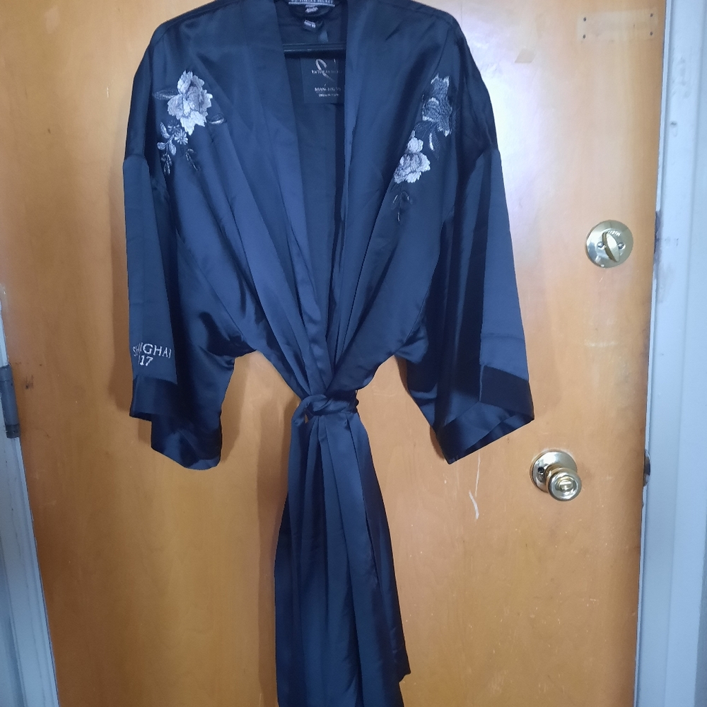 Victoria Secret Kimono Fashion Show 2017Collection
